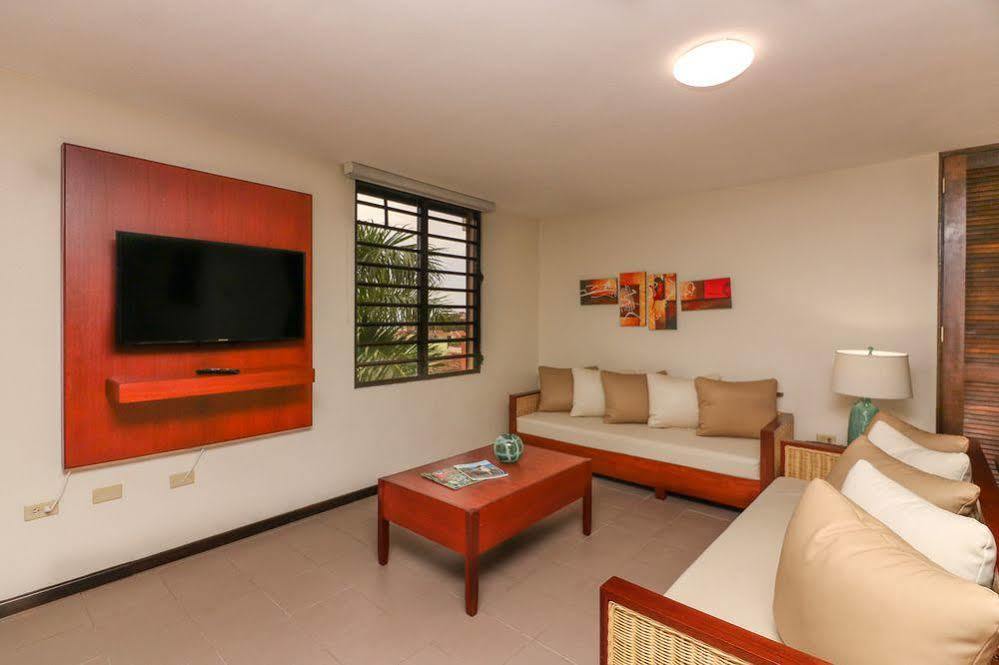 The Plaza Suites Humacao Eksteriør billede