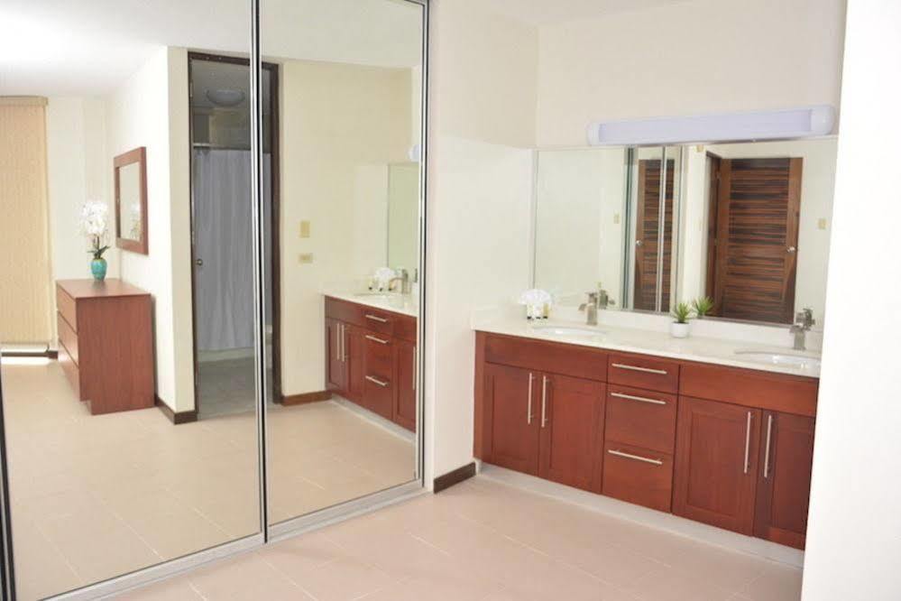 The Plaza Suites Humacao Eksteriør billede