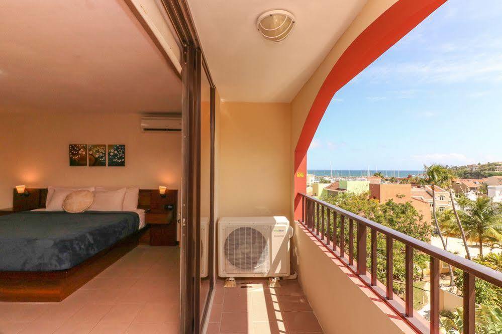 The Plaza Suites Humacao Eksteriør billede